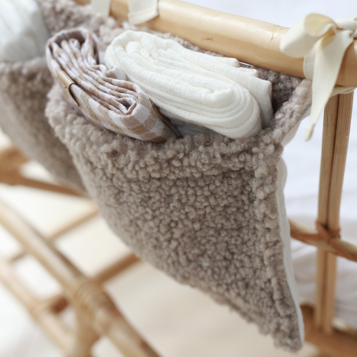 {Pre Order} Babyly® Teddy Babybed Organizer