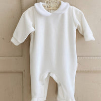 Bobbi Balloon Velvet Onesie in Crème voor Baby's met Wit Kraagje