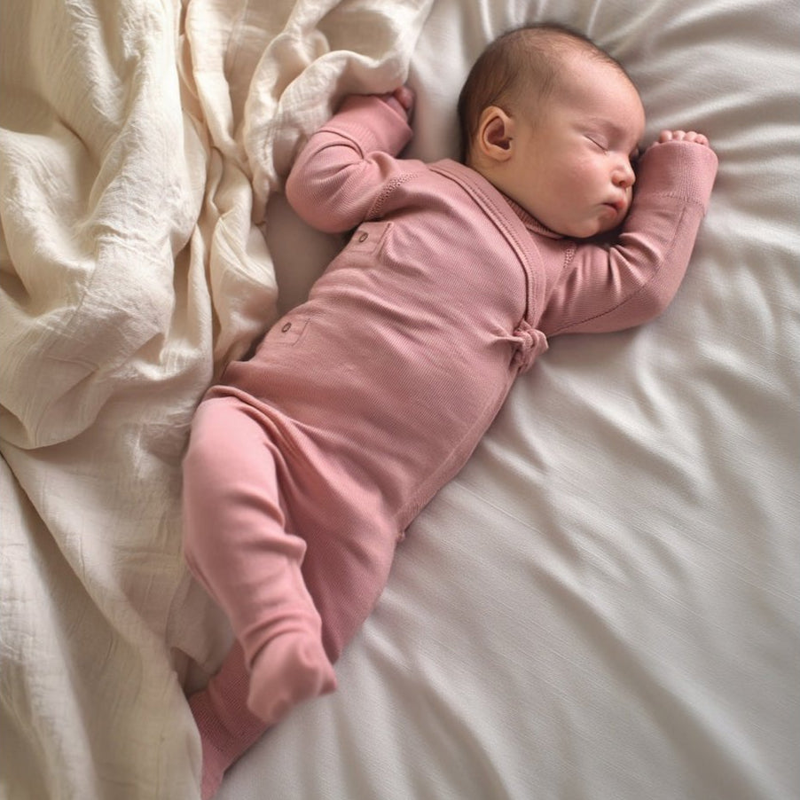 Lille Barn merinowol boxpakje met muts Misty Rose, duurzame cadeauset voor baby’s