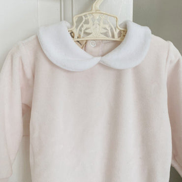 Comfortabele Bobbi Balloon Babyonesie met Knopen en Schattig Kraagje in Crème