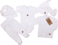 Zyzio & Zuzia newbornset – complete 6-delige babyuitzet van 100% katoen, perfect voor pasgeborenen en als kraamcadeau.